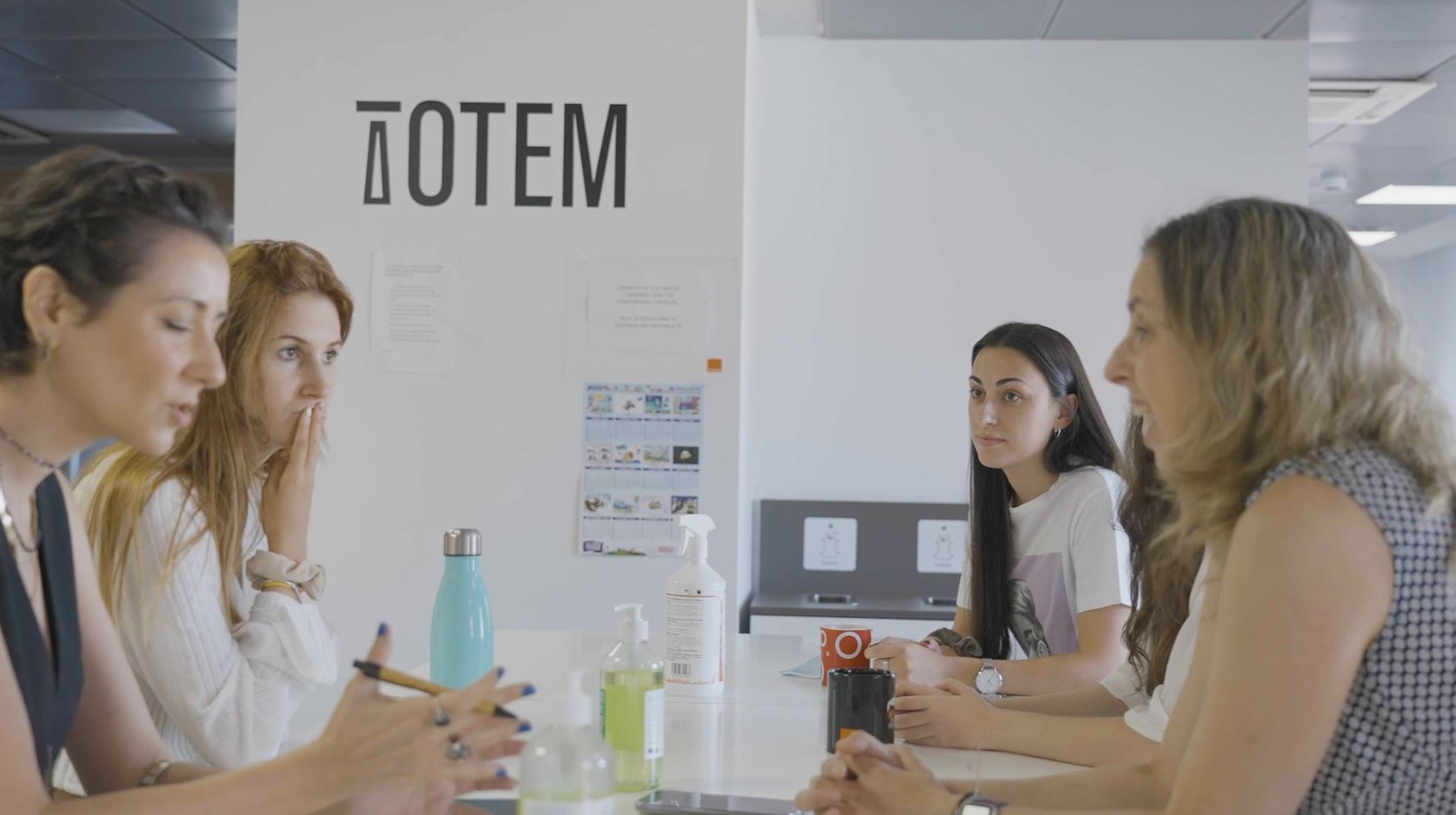 TOTEM Digital ES 2022 - Subtitles